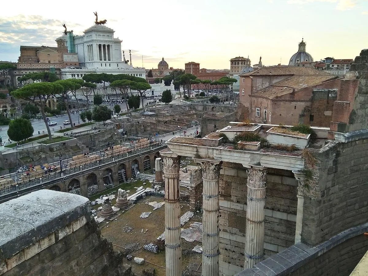 Residenza Maritti Contemporarysuite Rome 2*,  Italy