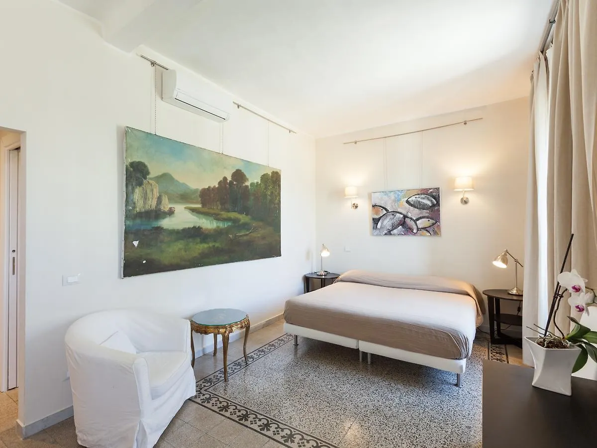 Residenza Maritti Contemporarysuite Rome 2*,  Italy